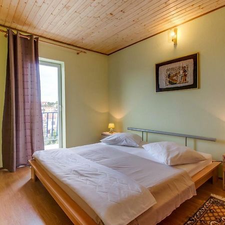 Apartment Malvina Mali Lošinj Exteriör bild