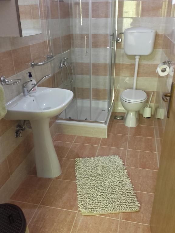 Apartment Malvina Mali Lošinj Exteriör bild