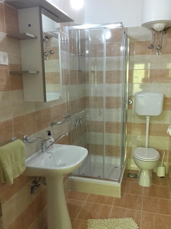 Apartment Malvina Mali Lošinj Exteriör bild