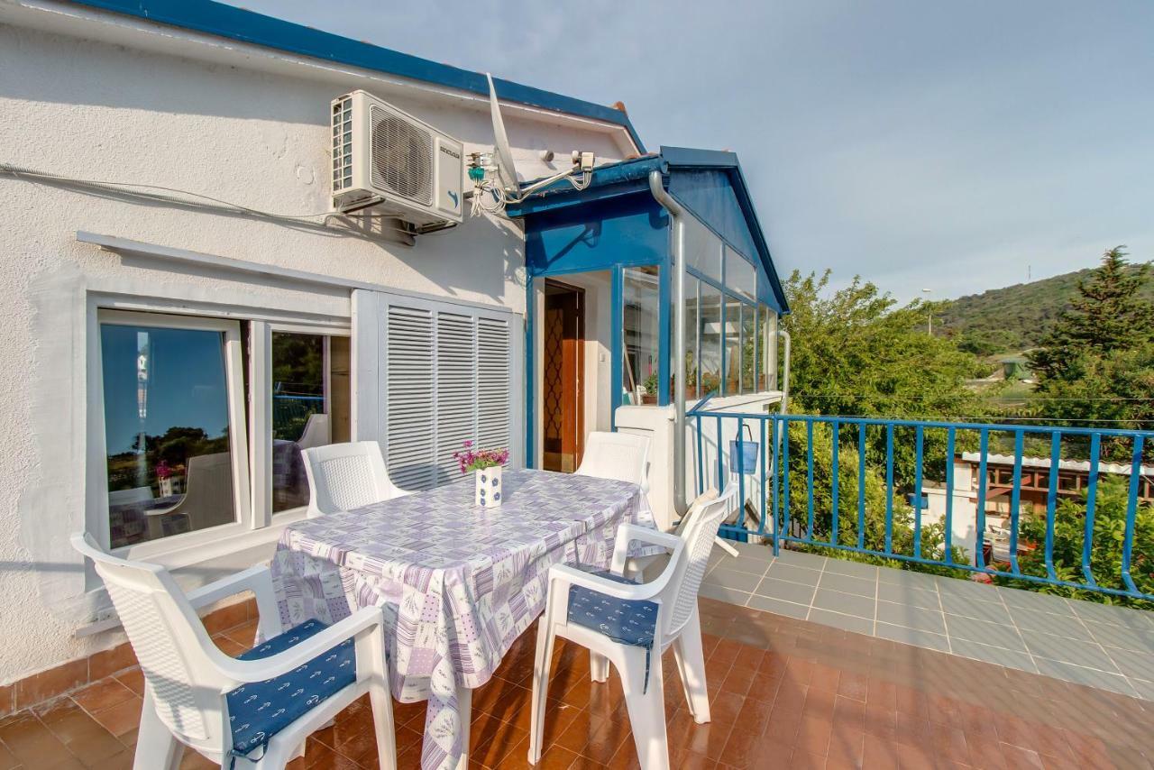 Apartment Malvina Mali Lošinj Exteriör bild
