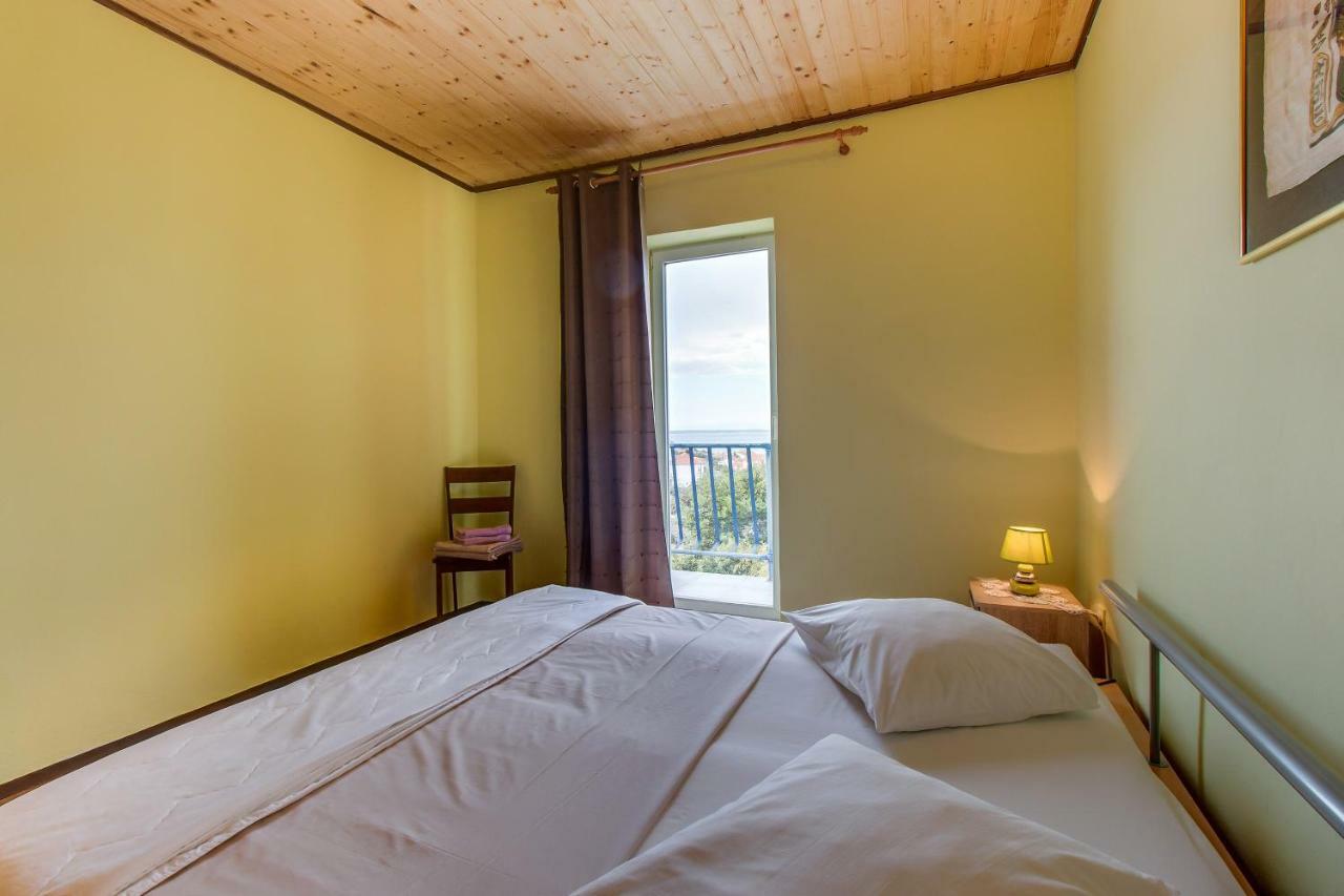 Apartment Malvina Mali Lošinj Exteriör bild